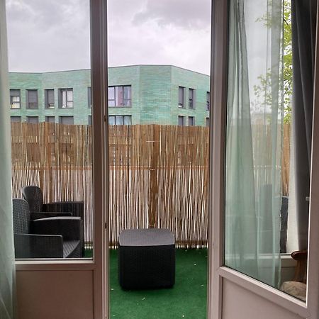 Appartement De 3 Chambres Ris-Orangis Exterior photo